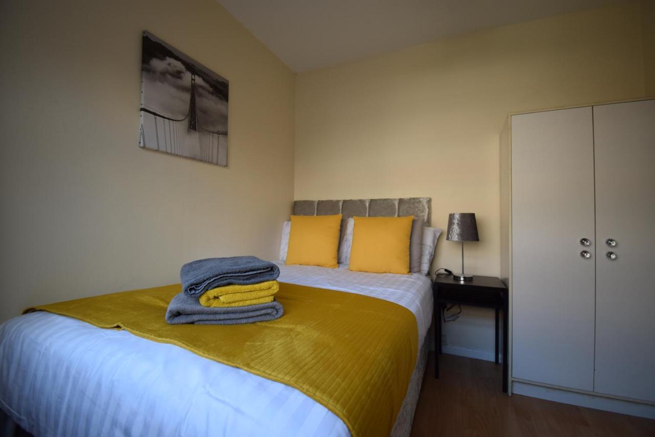 Prime Location - Newly Refurbished Apartment Belfast