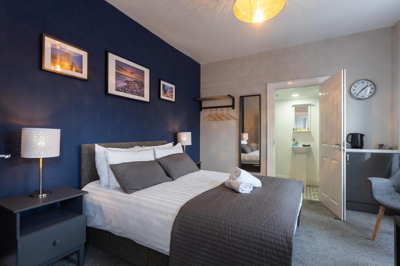 No. 5 Eglantine Place * Belfast