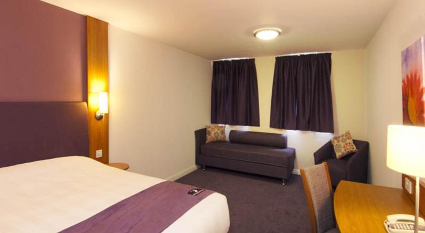 Premier Centre - Alfred Street 3*
