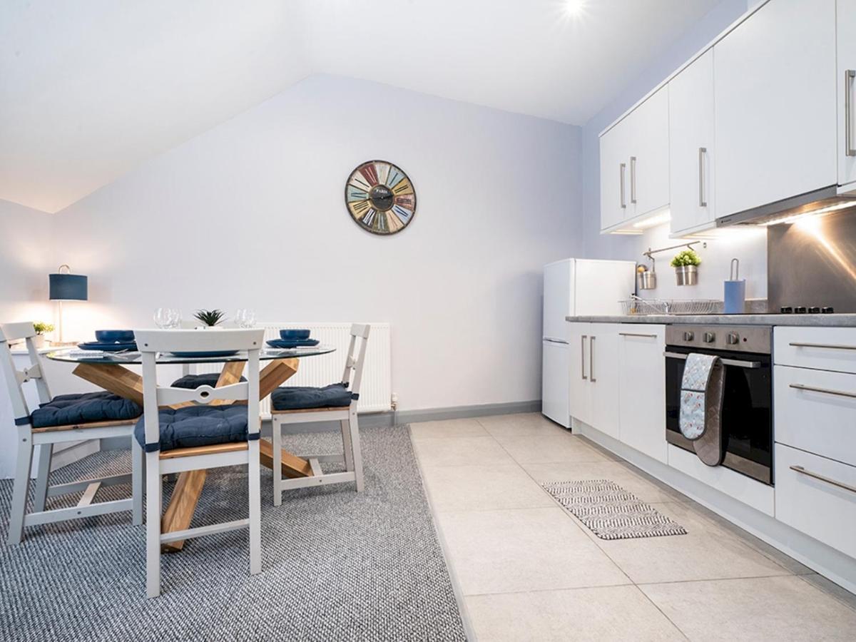 Pass The Keys Lovely 2br Loft In Perfect Location Apartment *