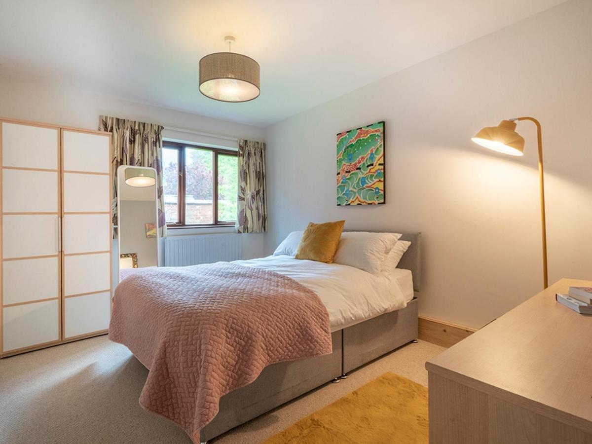 Pass The Keys Stunning 3 Bedroom Leafy South With Lots Nearby Apartment *