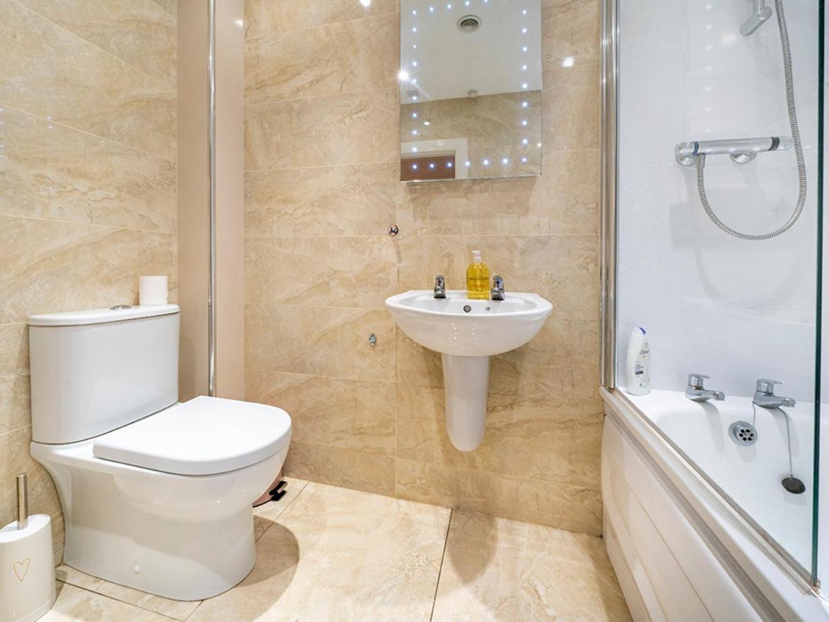 Pass The Keys Stunning 3 Bedroom Leafy South With Lots Nearby