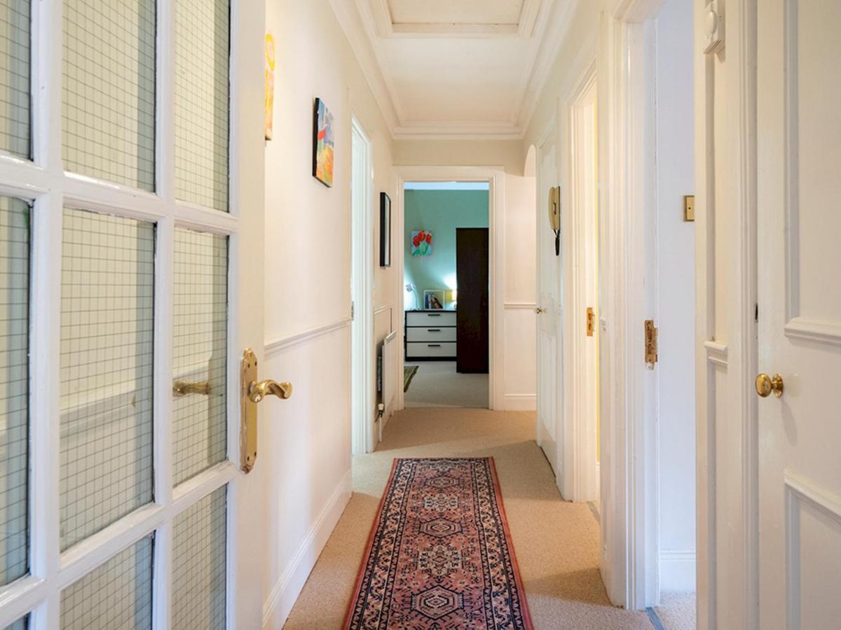 Pass The Keys Stunning 3 Bedroom Leafy South With Lots Nearby *