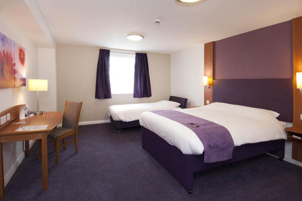 Premier Centre - Alfred Street 3*