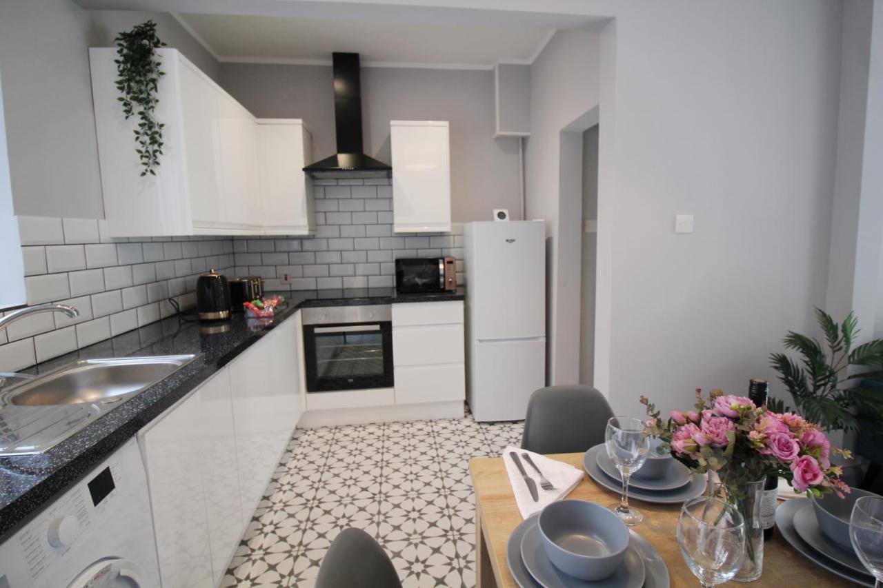 Anjore House - Modern House In * Belfast