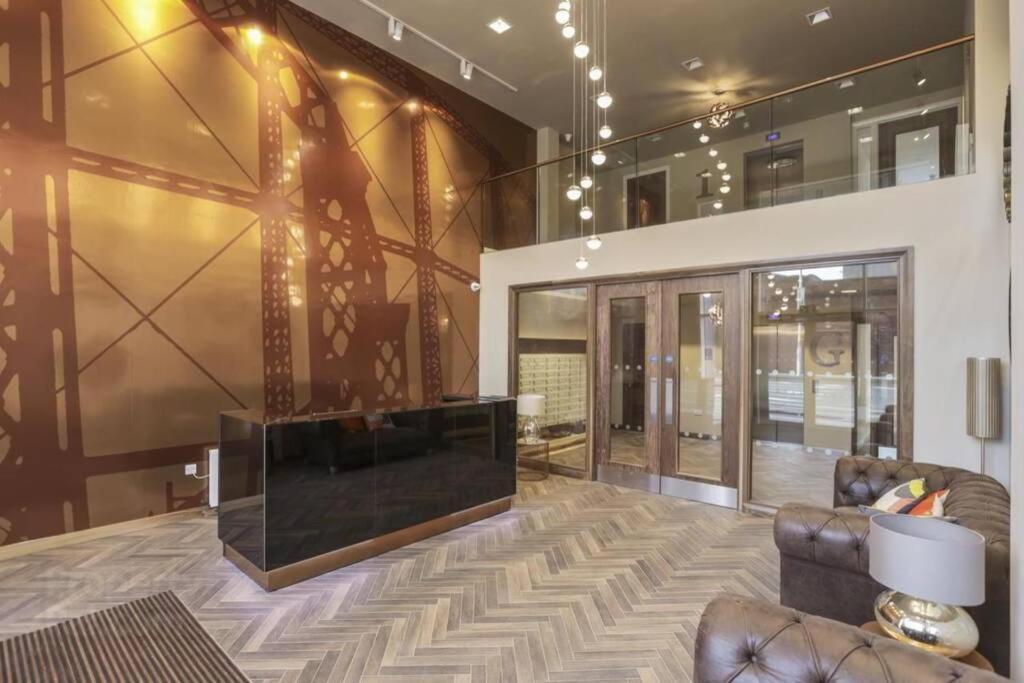 5* Luxury, Centre, Brand New Development Apartment *