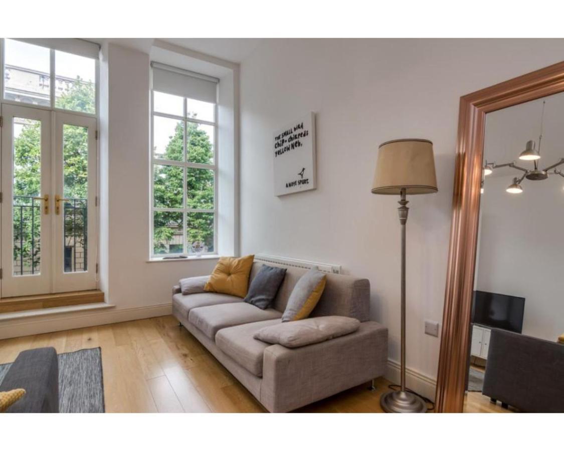 Fitzrovia Apartment *