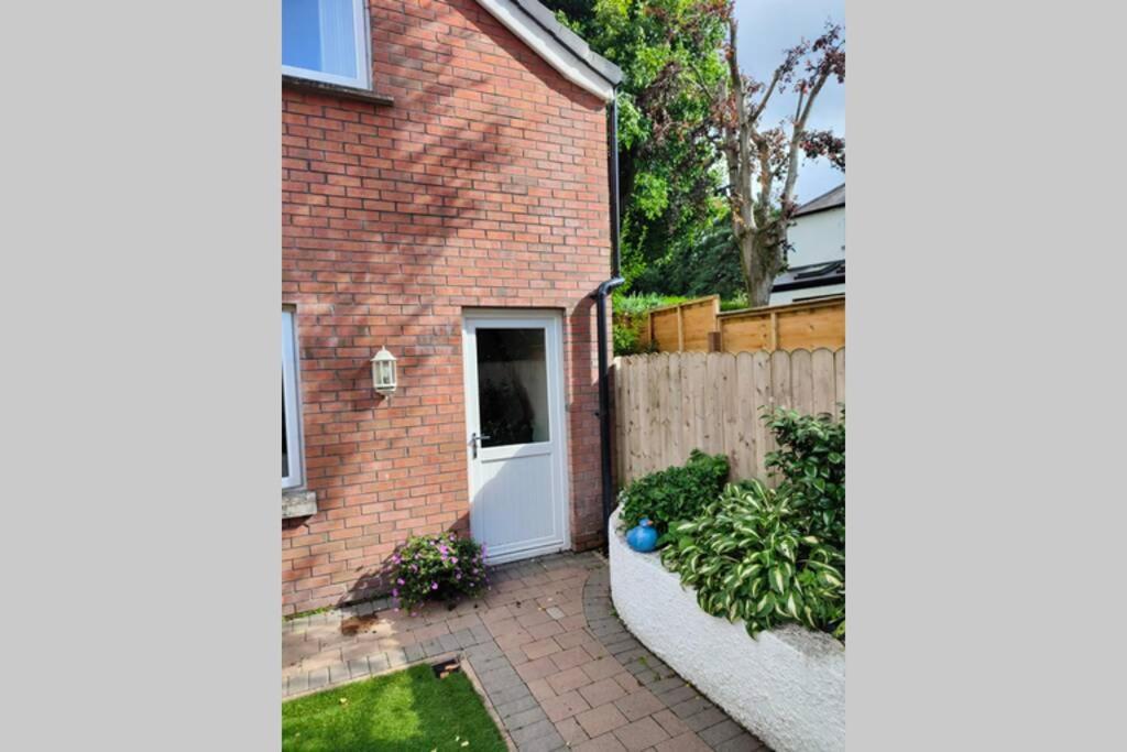 Bt 9 Granny Flat & Walled Garden * Belfast
