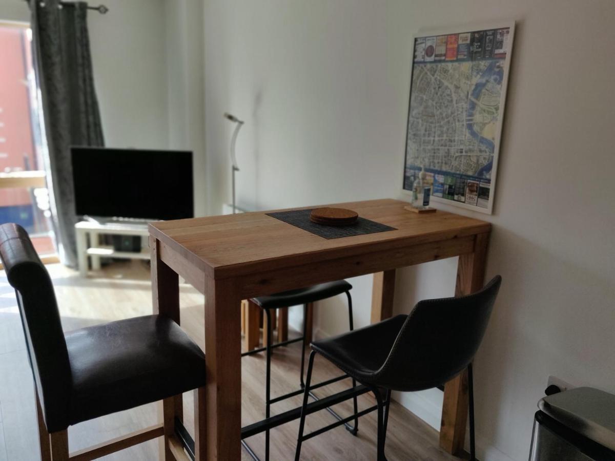 5 Star Centre Apartment *