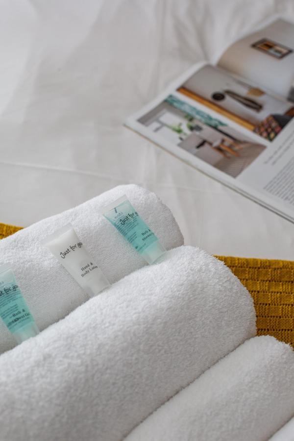 Modern Luxury Apartment, Sleeps 6, Location