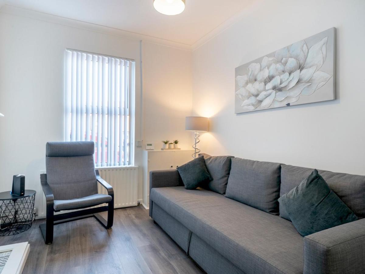 Holiday home Pass The Keys Mccracken's Townhouse - 10 Min Walk To Centre Belfast