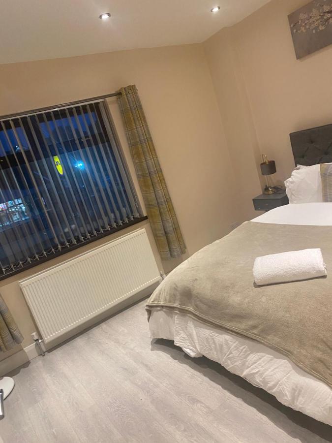 Modern & Convenient Holiday home Belfast