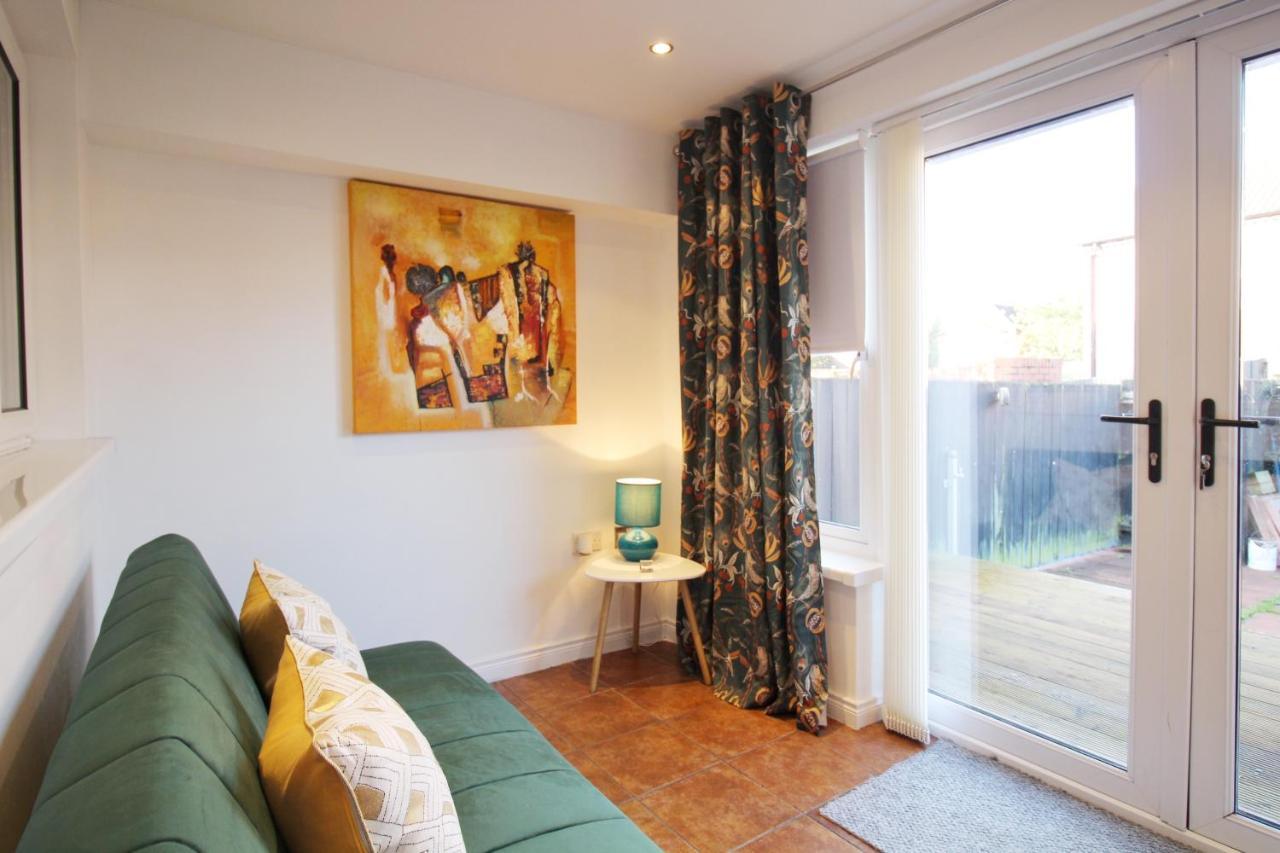 Apartment Anjore House - Modern Serviced In *