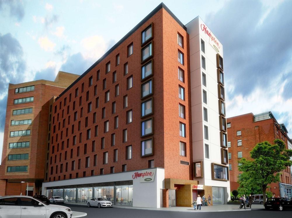 Hampton By Hilton Centre Hotel 4*