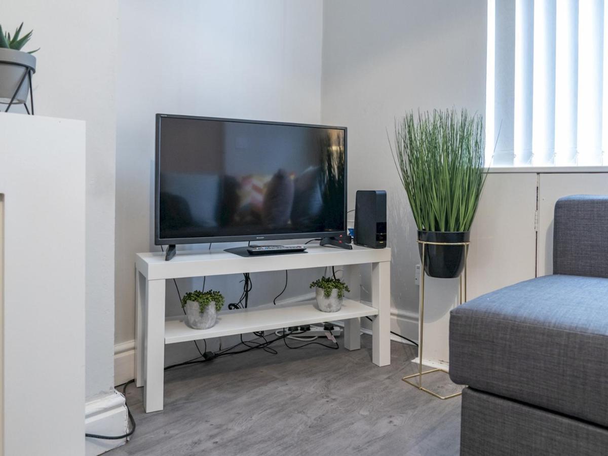 Pass The Keys Fab 2br Centre Local Feel Belfast