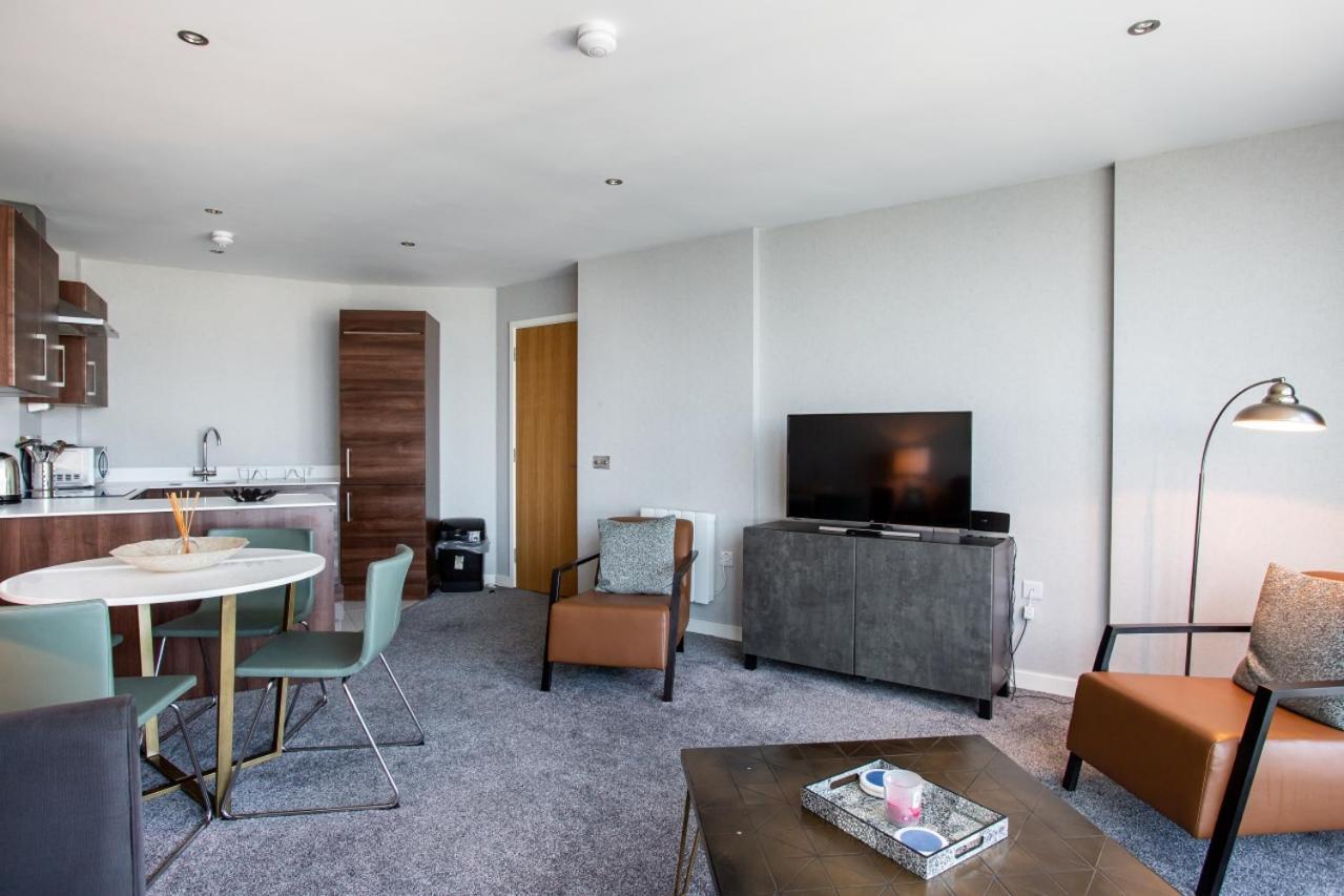 Apartment Best City Views, Sleeps 6, Fabulous Interiors *