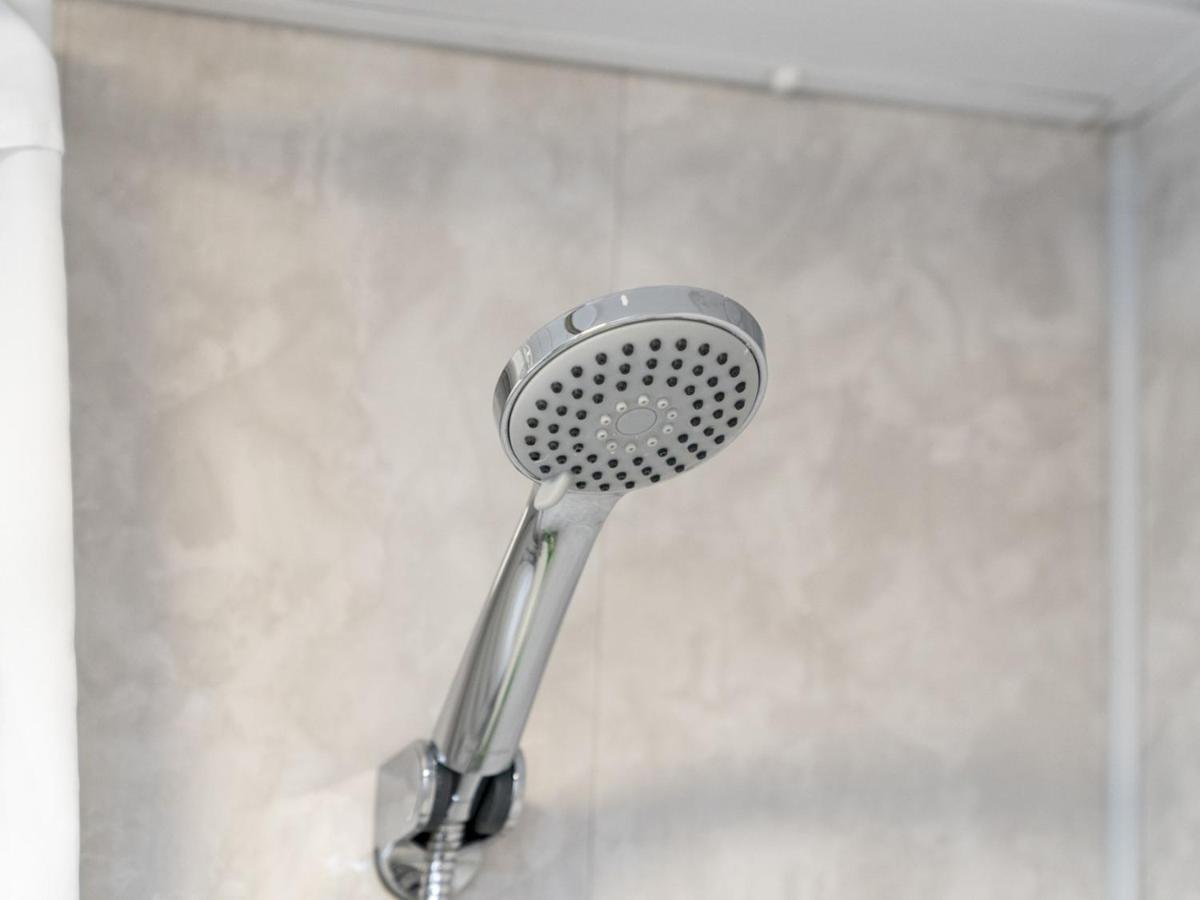 Pass The Keys Fab 2br Centre Local Feel