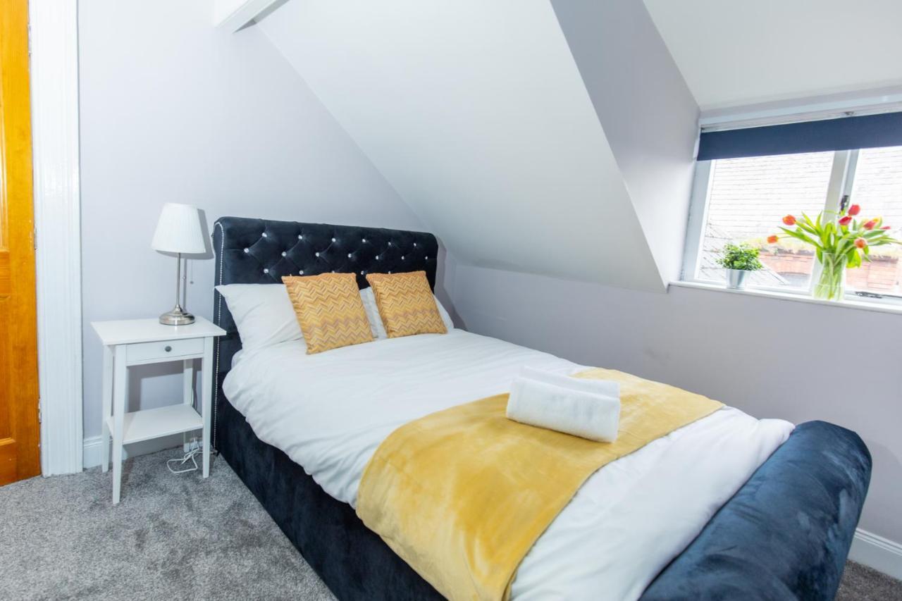 So-lux Guest house Belfast
