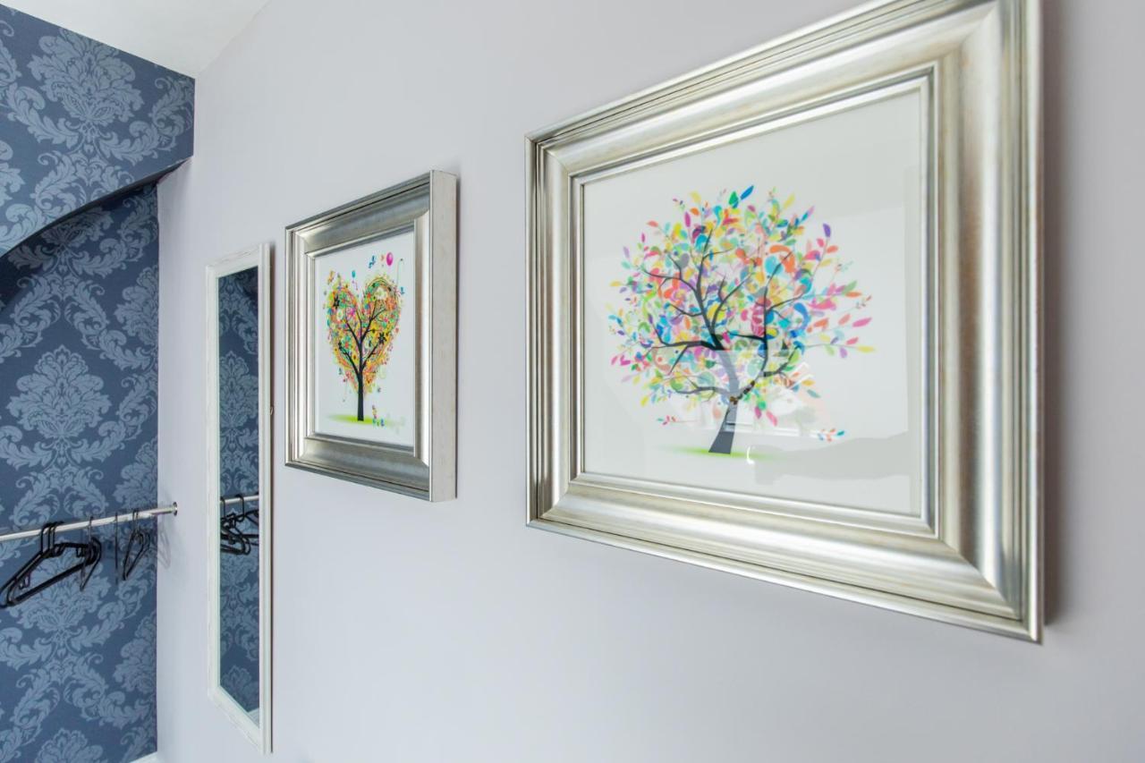 So-lux Guest house Belfast