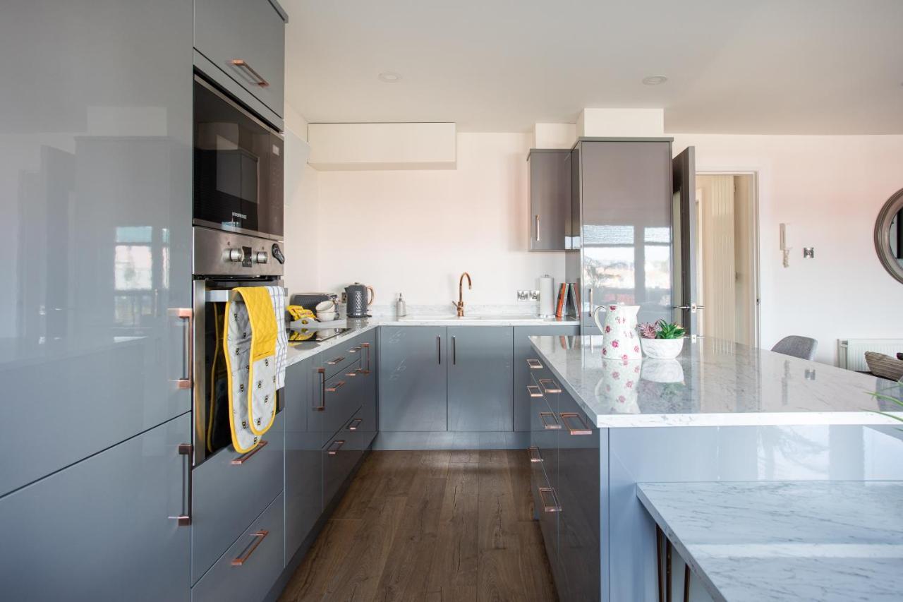 New Lisburn Road - Free Parking Apartment