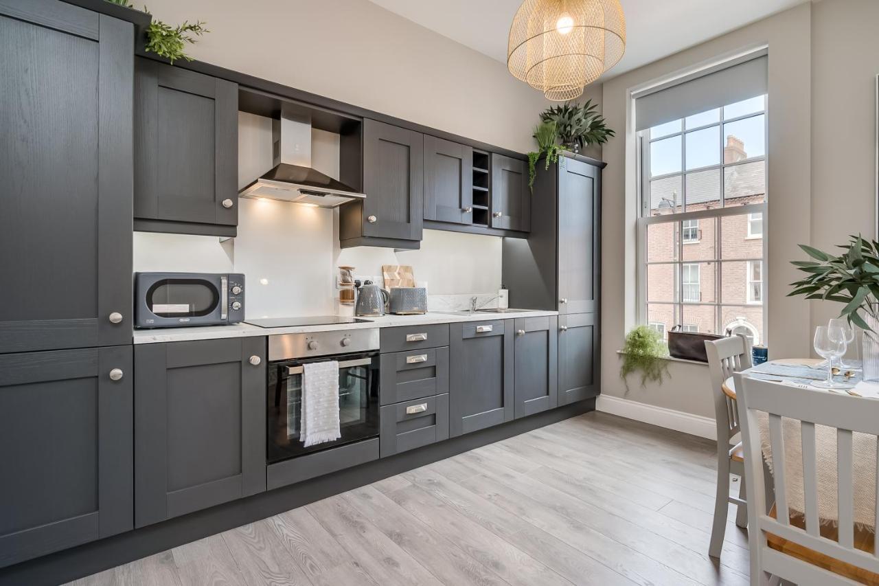 Apartments: Botanic Apartment