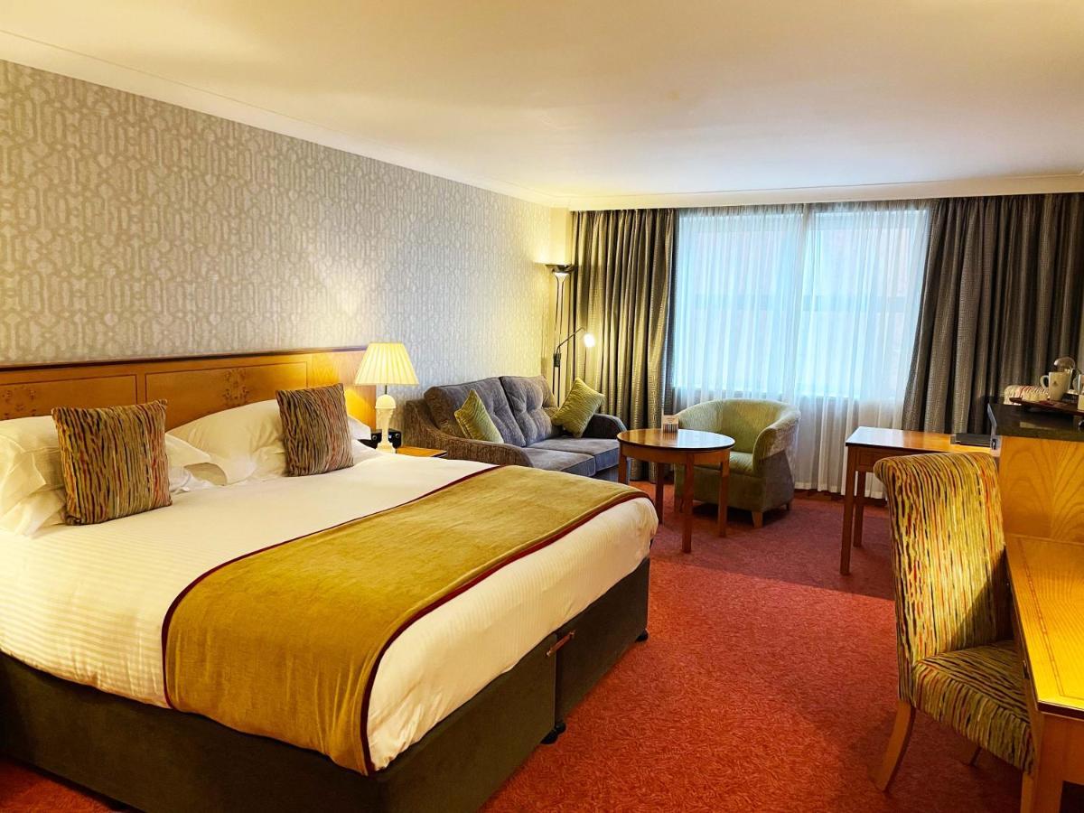Europa 4* Belfast