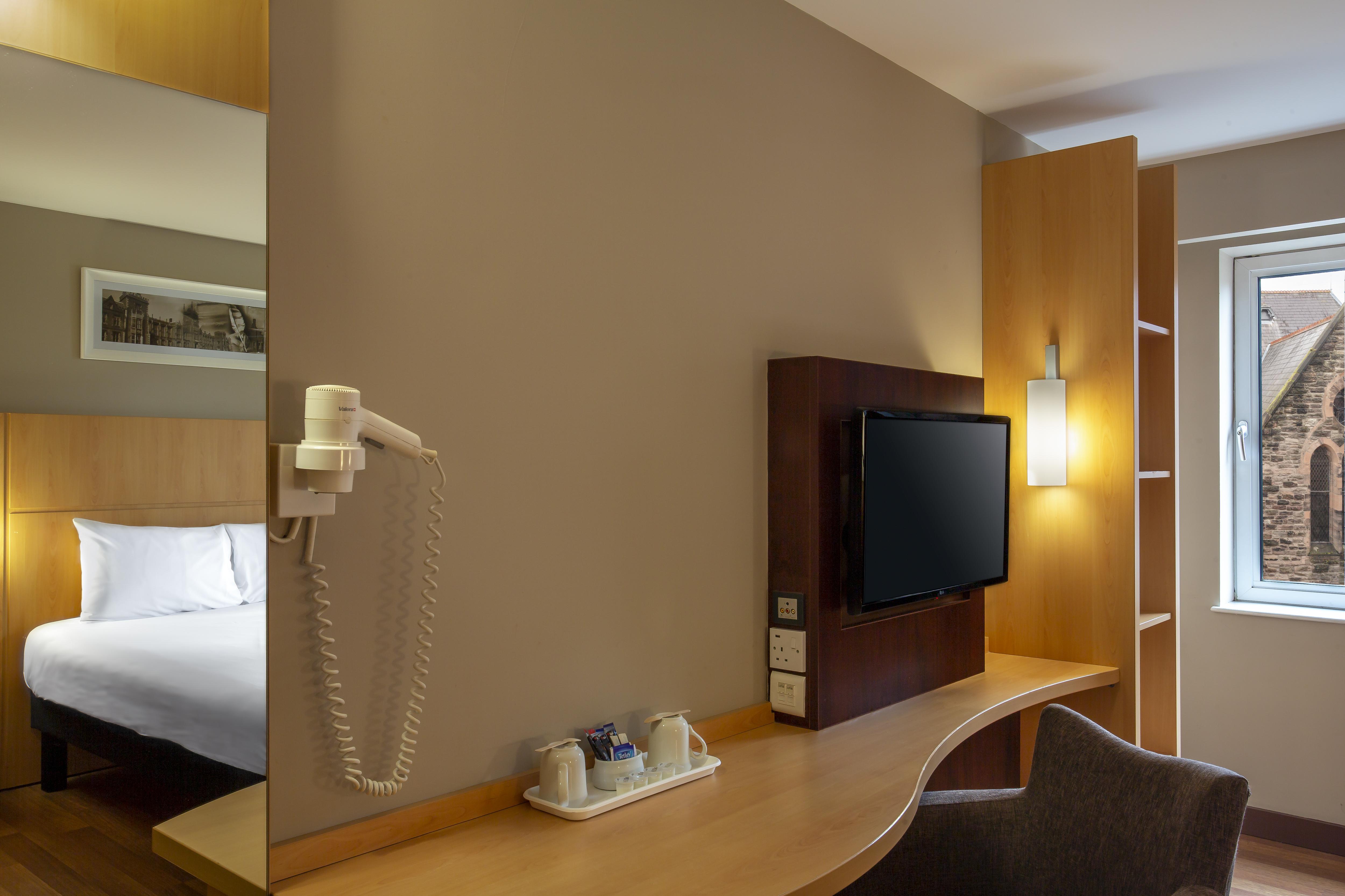 Ibis Queens Quarter Belfast
