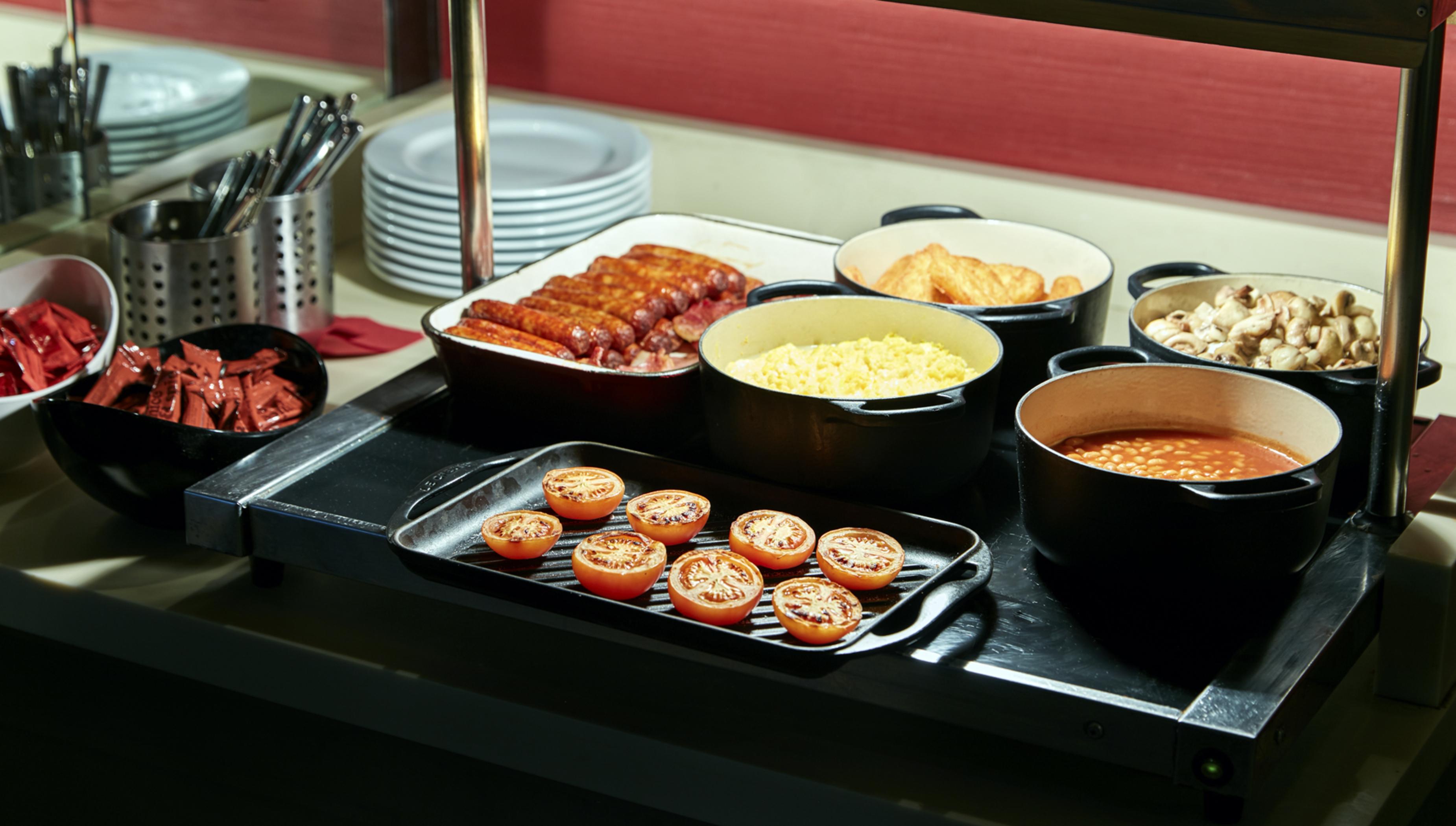 Ibis Queens Quarter Hotel 3*