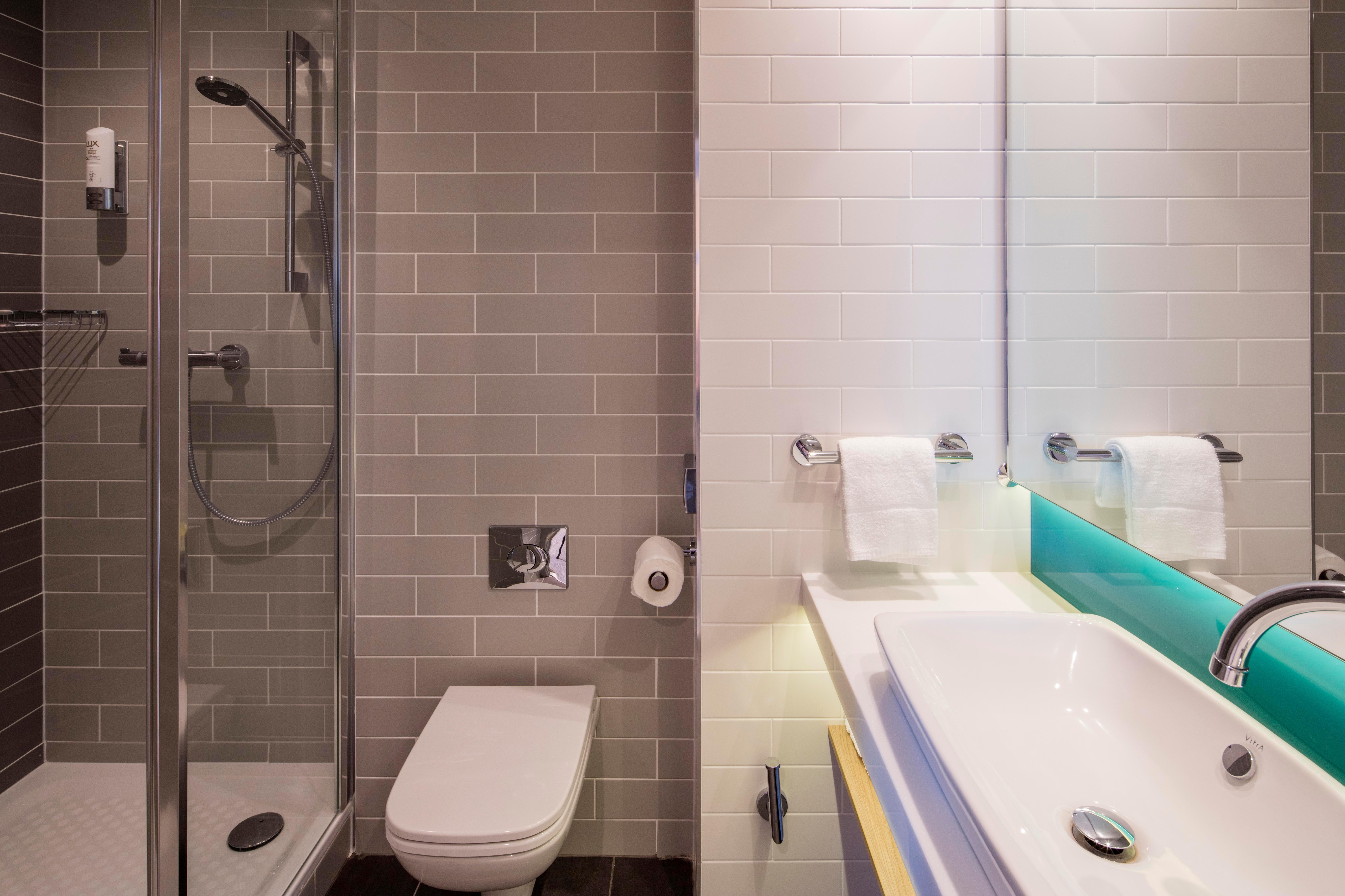 Express By Ihg Hotel 3*