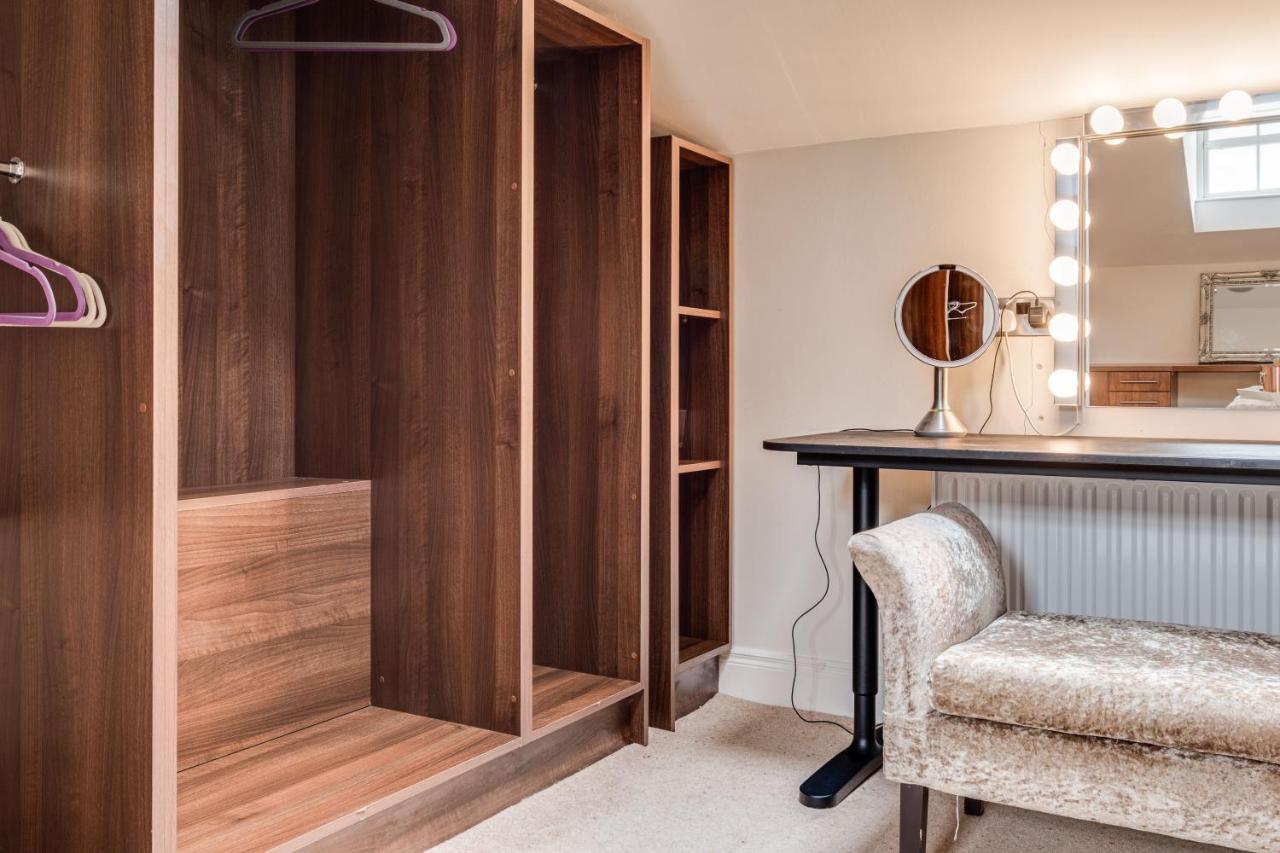 Modern, Luxury Suites With Private Bathrooms Close To Centre Homestay Belfast