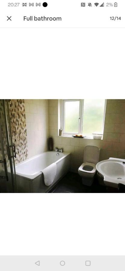 Beautiful Shabby Chic 3 Bed, Garden, Smarttv, Wifi * Belfast
