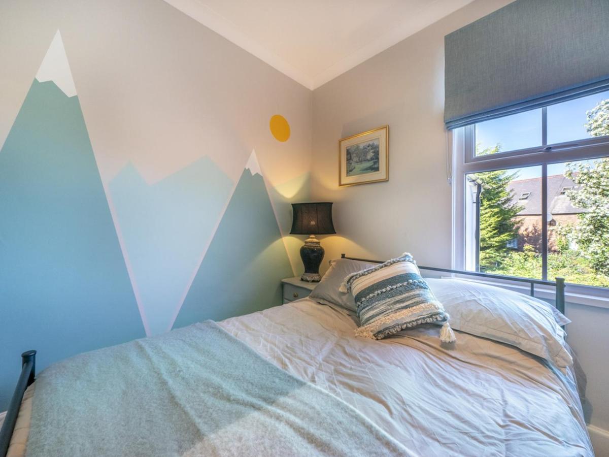 Pass The Keys Wonderful 3br Townhouse Top Location Cafes Holiday home *