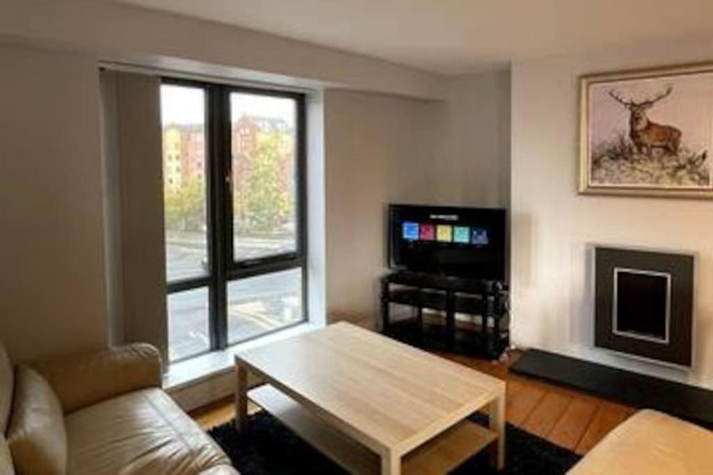 Riverside Flat In Belfast