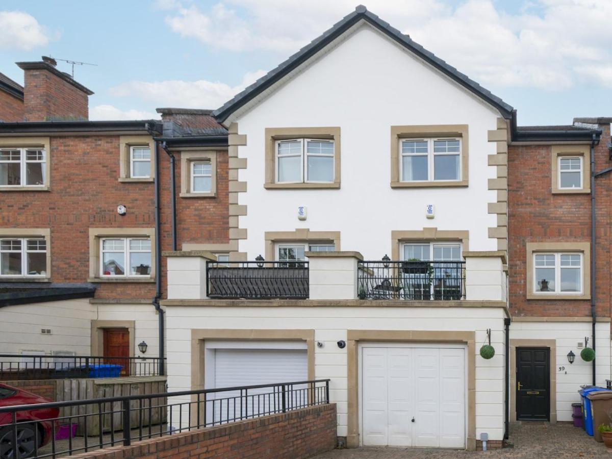 Holiday home Pass The Keys Gorgeous 3br Townhouse With Garden South *
