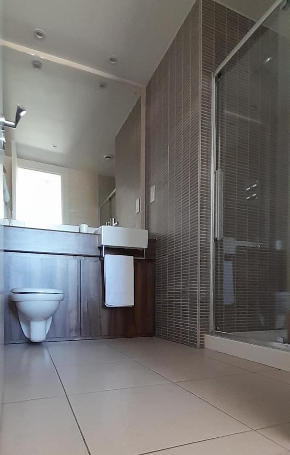 Stylish And Smart Two Double Bedroom Apartment Belfast