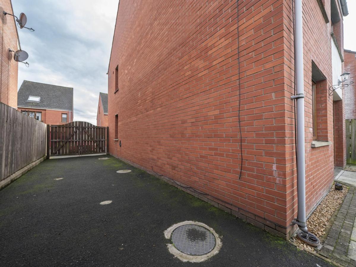 Pass The Keys Lovely 4br W Garden 7 Min From Centre