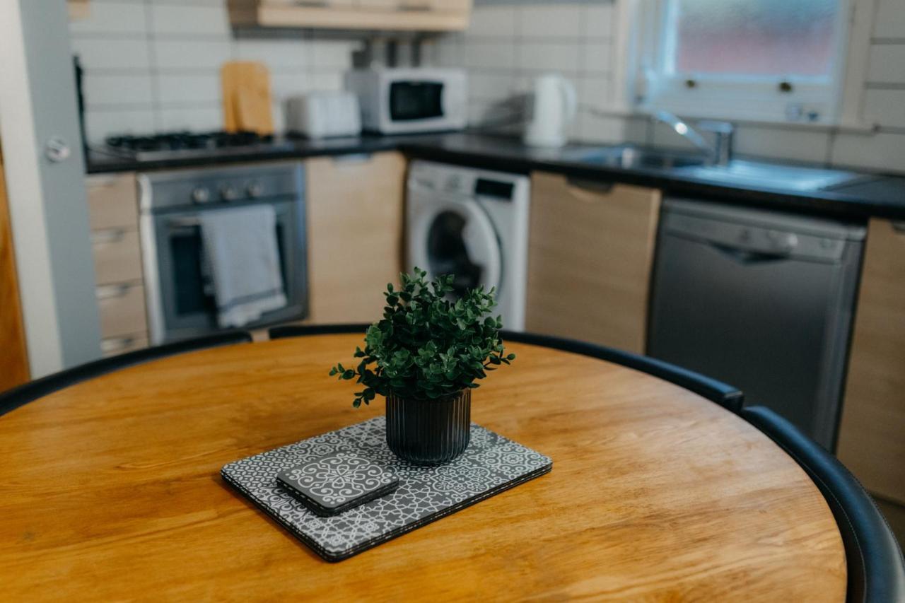 Self Catering 3 Bedroom Town House * Belfast