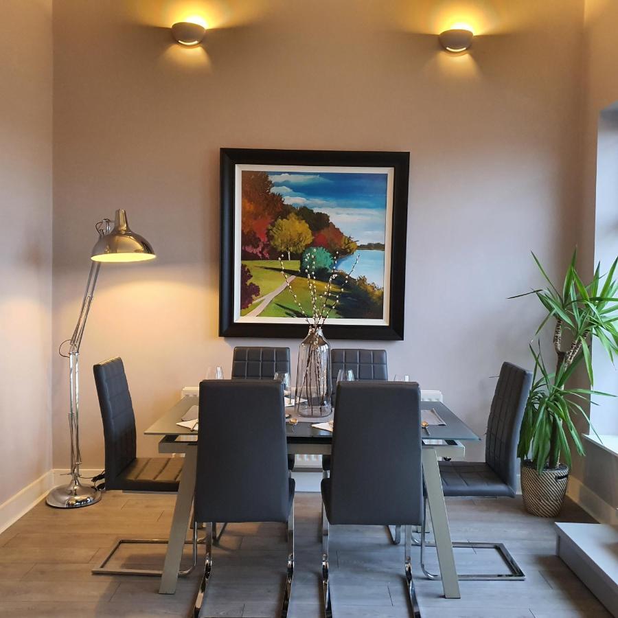 The Beautiful Bankmore Penthouse Apartment *
