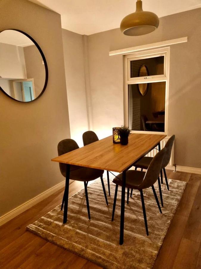 Cosy Terrace House *