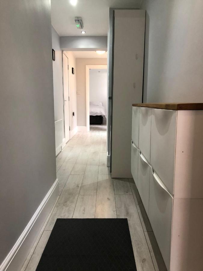 Wellesley Avenue, Queens Quarter Apartment