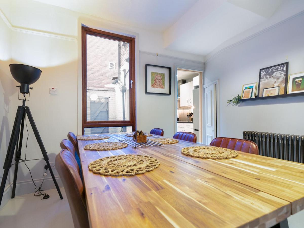 Pass The Keys Exquisite 3 Floor Townhouse Perfect Location Belfast