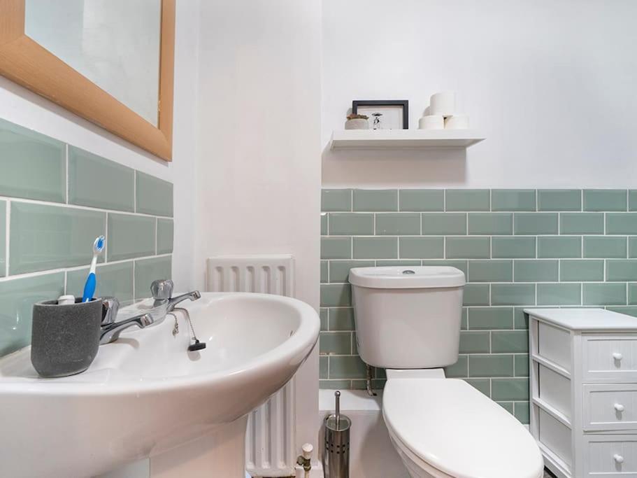 Lovely 2 Bedroom At Ormeau Park W/ Free Parking Belfast