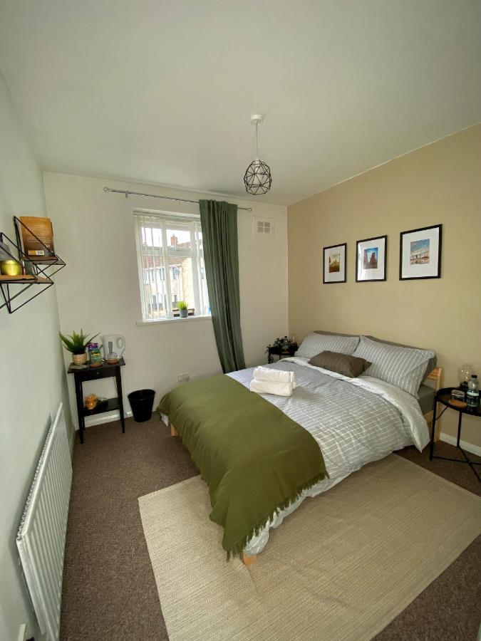 Cheerful And Cosy Double * Belfast