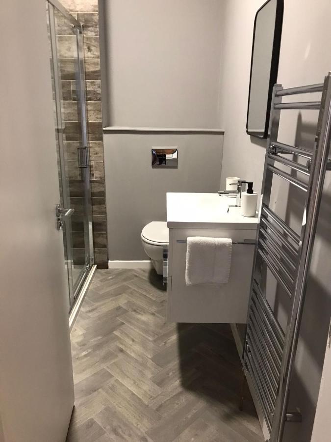 Side Heights Apartment