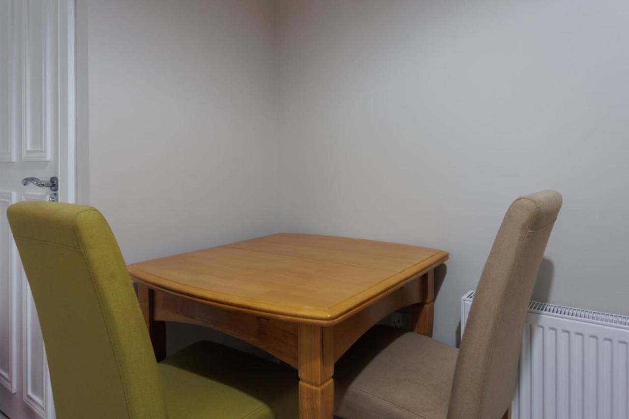 Chic Studio Central Sleeps 2. * Belfast