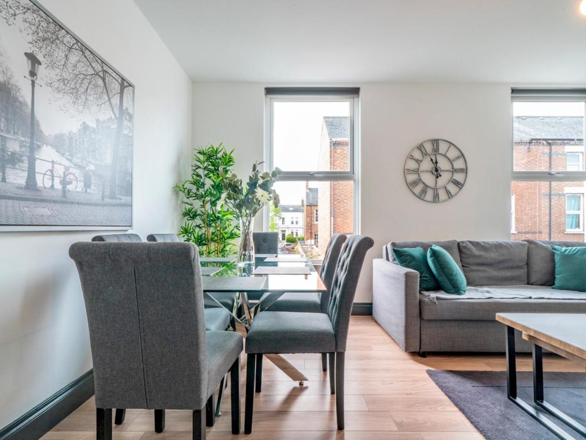 Apartment Pass The Keys Spacious Queens Uni Beside Cafes And Restaurants *
