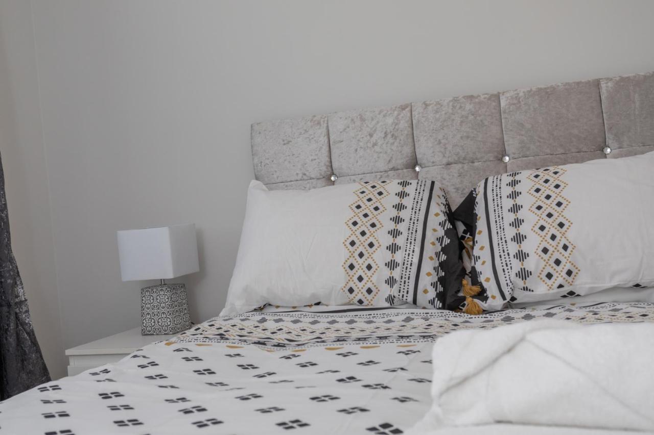2 Bedroom * Belfast