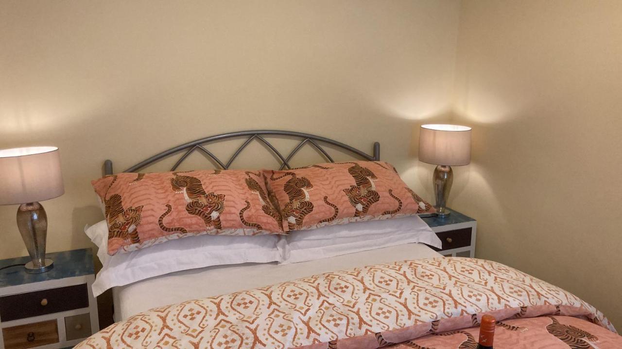 Mountroyal Victorian Self Catering Apartment 2 Apartment *
