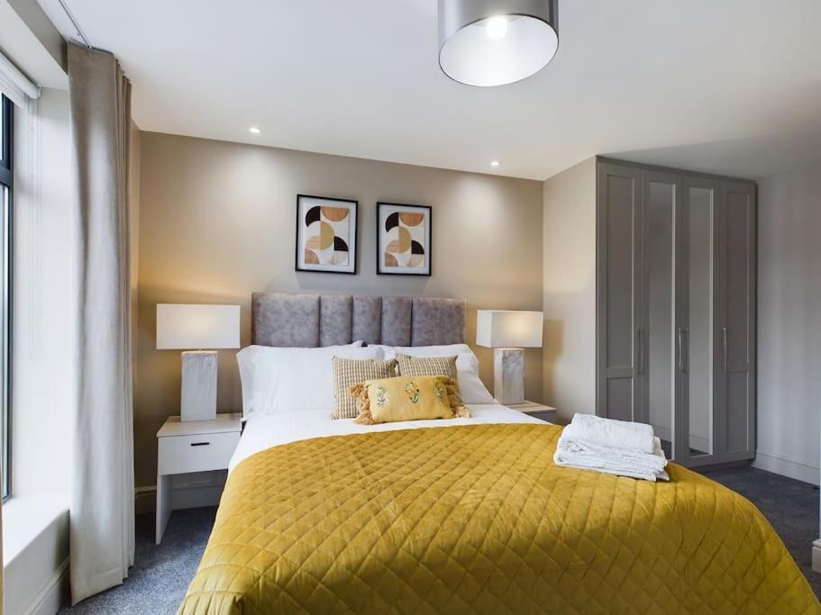 Apartment Marlborough On Lisburn Road By Lesley