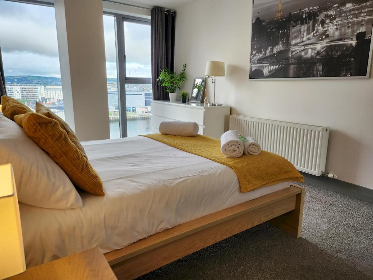 Pass The Keys Stunning Penthouse With Balcony Sunset Views Apartment *